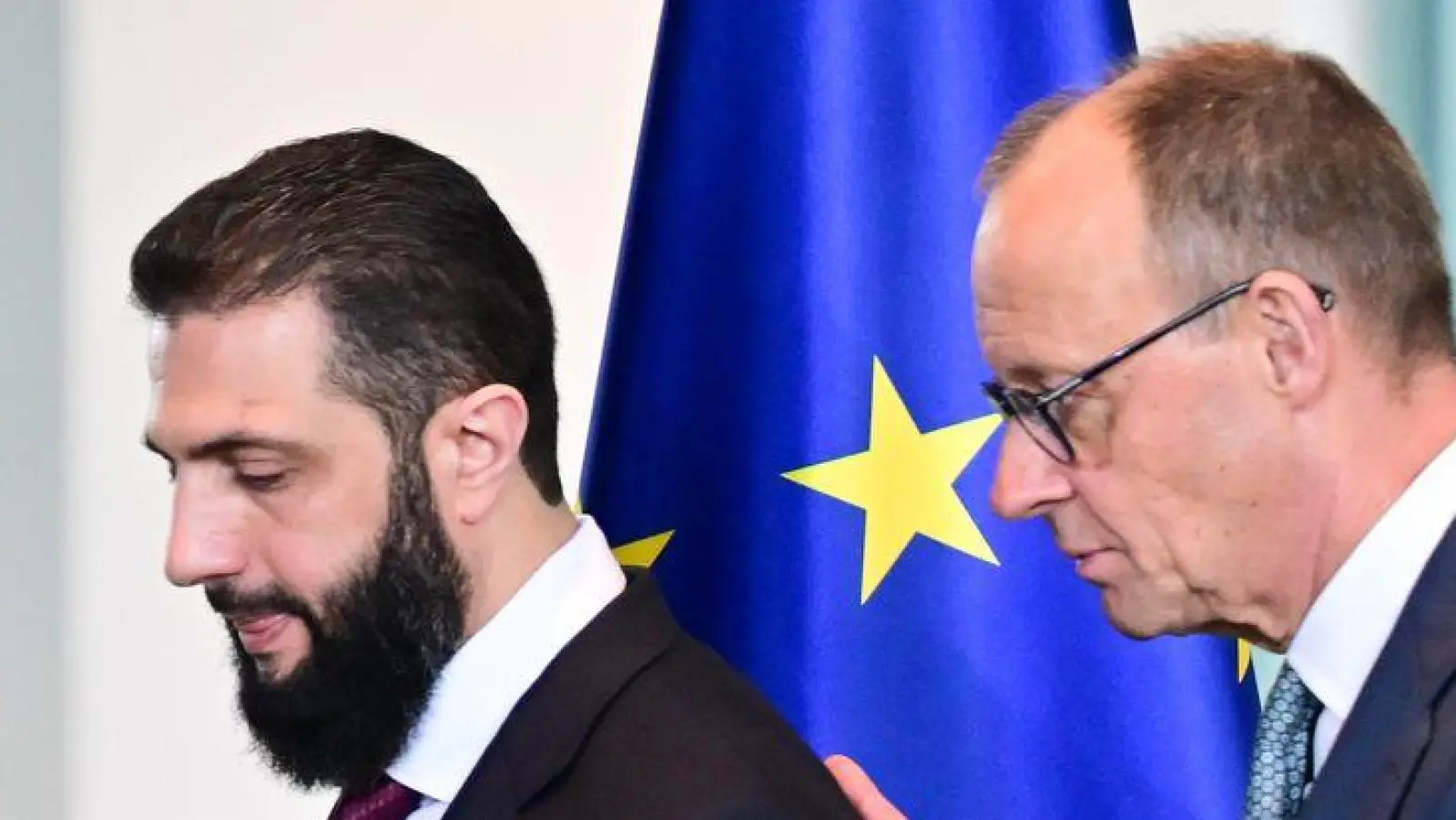 Wer hat die 80-Prozent-Zielmarke genannt, Syriens Übergangspräsident Ahmed al-Scharaa oder Kanzler Friedrich Merz (CDU)? Nicht so wichtig, meint die Bundesregierung. (Foto: Sebastian Christoph Gollnow/dpa)