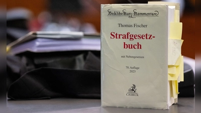Wenn es nach dem Willen der Staatsanwaltschaft Braunschweig geht, sollen Vergewaltigungsvorwürfe gegen den Maddie-Verdächtigen in Göttingen neu verhandelt werden. (Archivbild)  (Foto: Swen Pförtner/dpa)