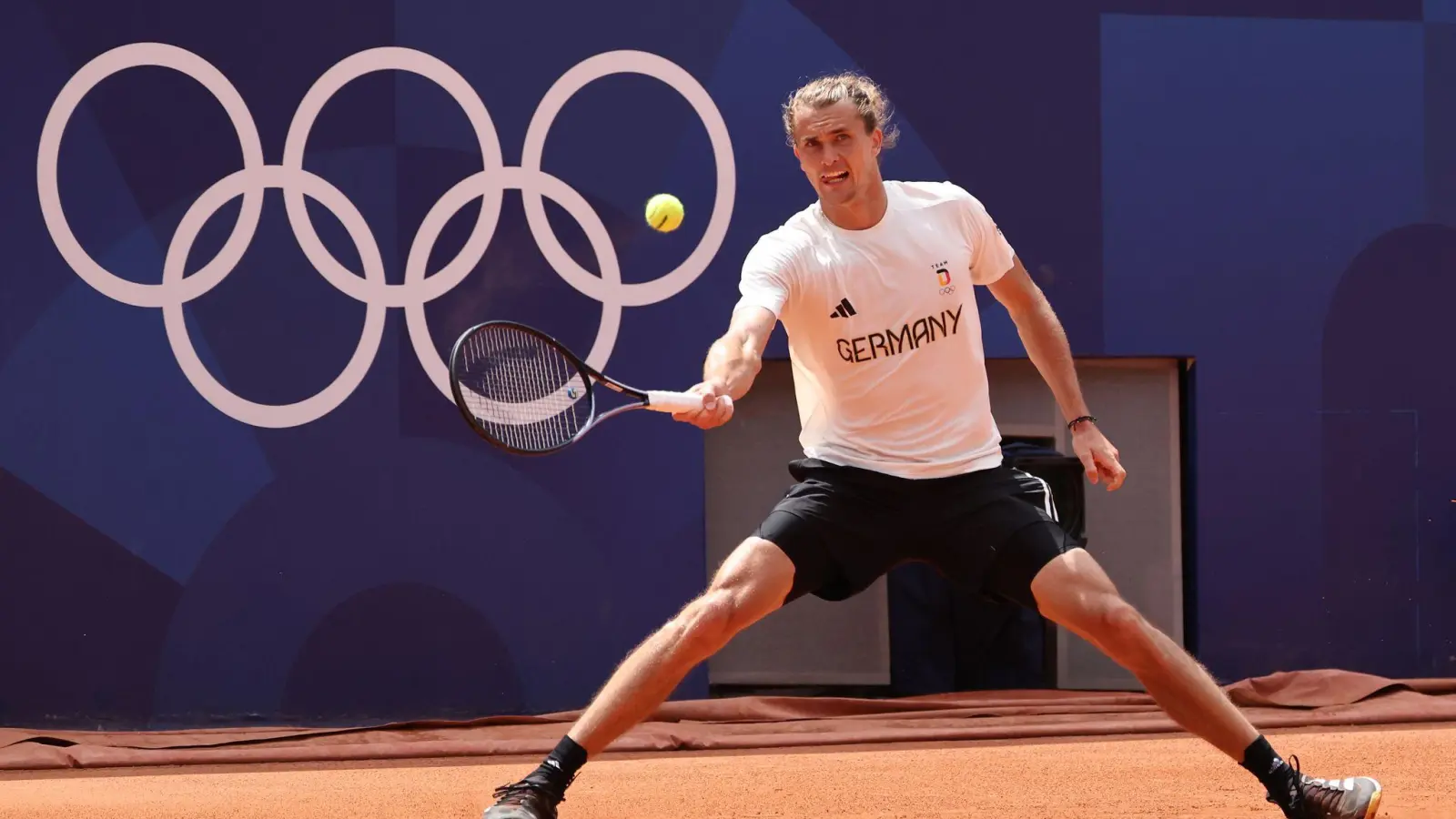 Alexander Zverev will bei Olympia erneut triumphieren. (Foto: Jan Woitas/dpa)