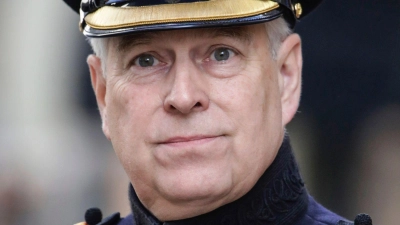 Der frühere Prinz, Andrew Mountbatten-Windsor, muss wegen des Epstein-Missbrauchsskandals in Großbritannien nicht mit strafrechtlicher Verfolgung rechnen. (Archivfoto) (Foto: Olivier Matthys/AP/dpa)