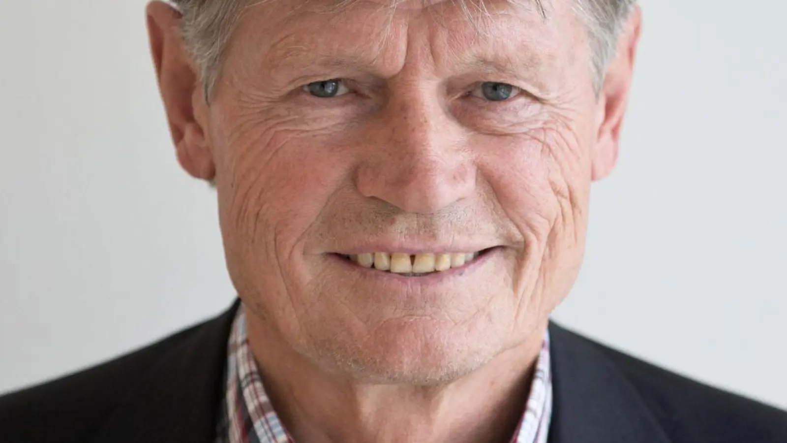 Im Alter von 79 Jahren gestorben: der ehemalige HSV-Kapitän Peter Nogly. (Archivbild) (Foto: picture alliance / Christian Charisius/dpa)