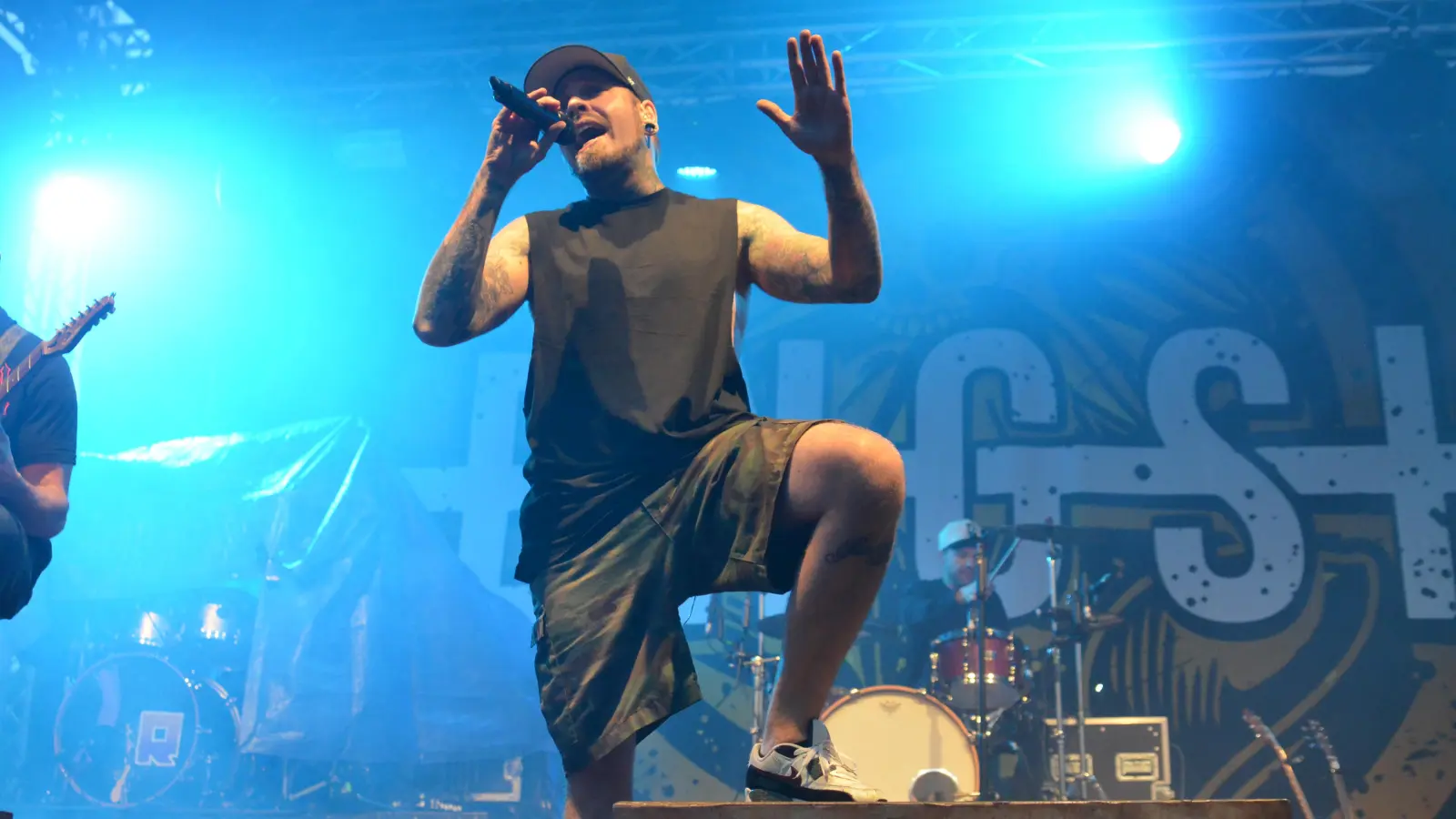 Viele der Bands beim Biberttal kommen aus Berlin. Engst sind zum Beispiel befreundet mit der Alex Mofa Gang, die am Freitag spielte. (Foto: Yvonne Neckermann)