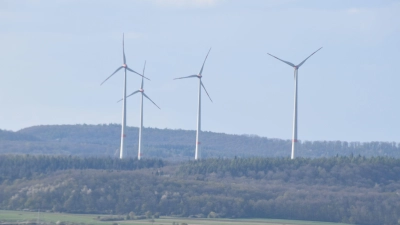 Eigentlich sollte „MOBS“ ein großer Windkraftverbund werden, doch nun droht das Vorhaben zu scheitern. Eine neue Lösung mit mutmaßlich sogar noch mehr Anlagen zeichnet sich jedoch ab. (Symbolfoto: Andreas Reum)