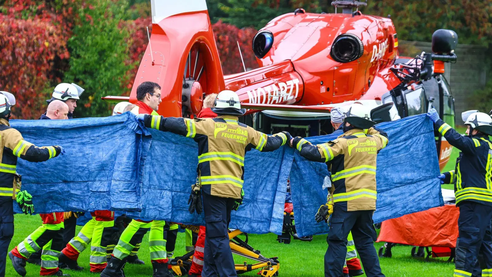 Mit einem Rettungshubschrauber war Iris Stalzer in ein Krankenhaus geflogen worden. (Archivbild) (Foto: Alex Talash/dpa)
