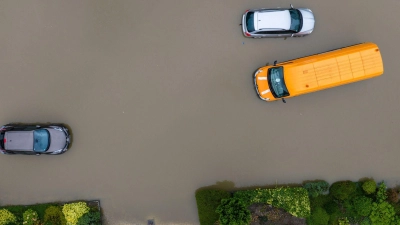 Besonders viel Regen fiel am Niederrhein. (Foto: Christoph Reichwein/dpa)