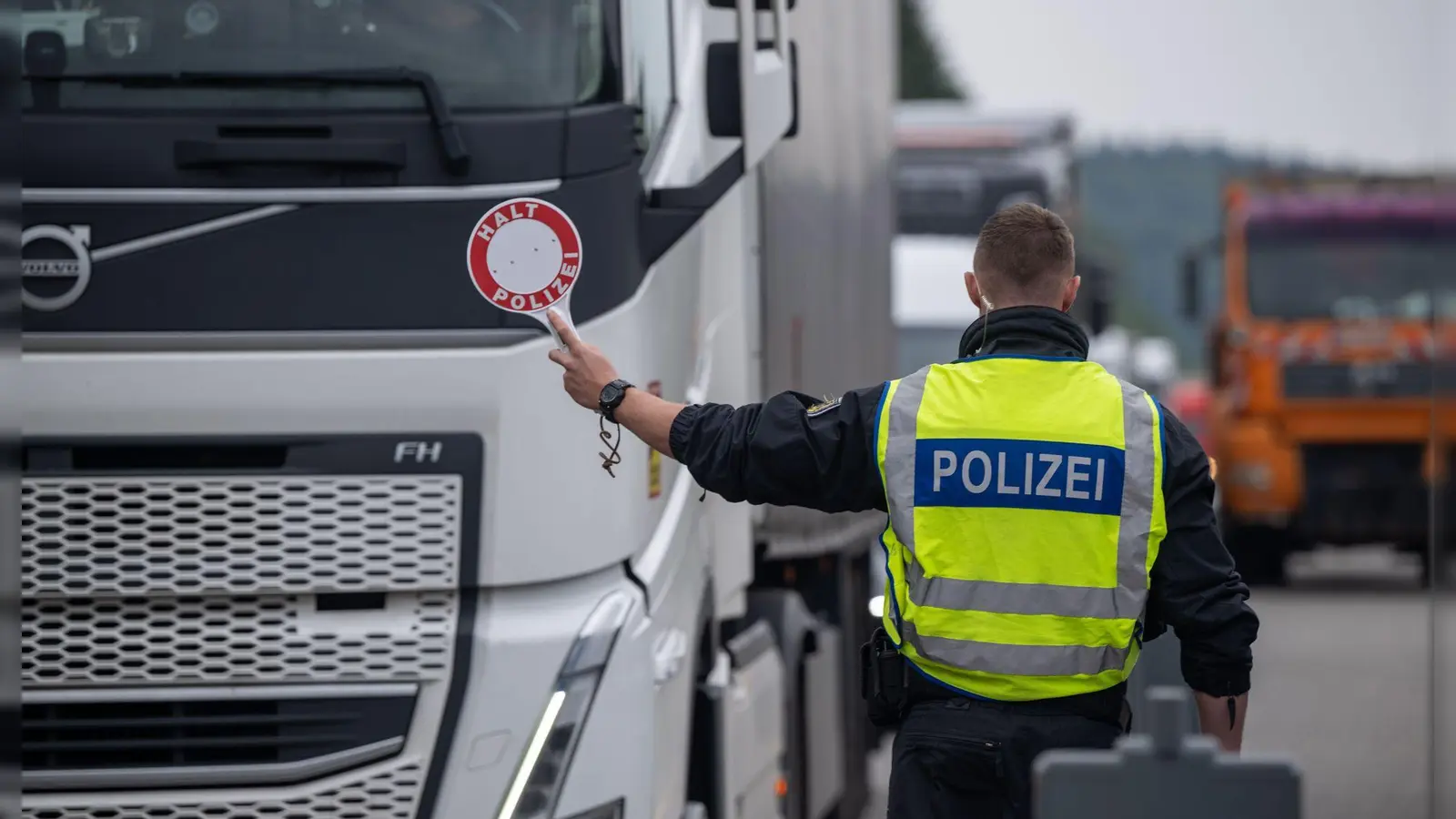 Seit September 2024 kontrolliert die Bundespolizei an allen deutschen Landgrenzen. (Archivfoto) (Foto: Harald Tittel/dpa)