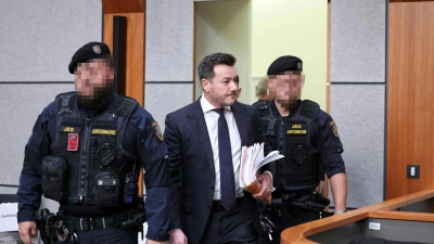 Der Investor René Benko steht erneut in Innsbruck vor Gericht. (Foto: Expa/Johann Groder/APA/dpa)