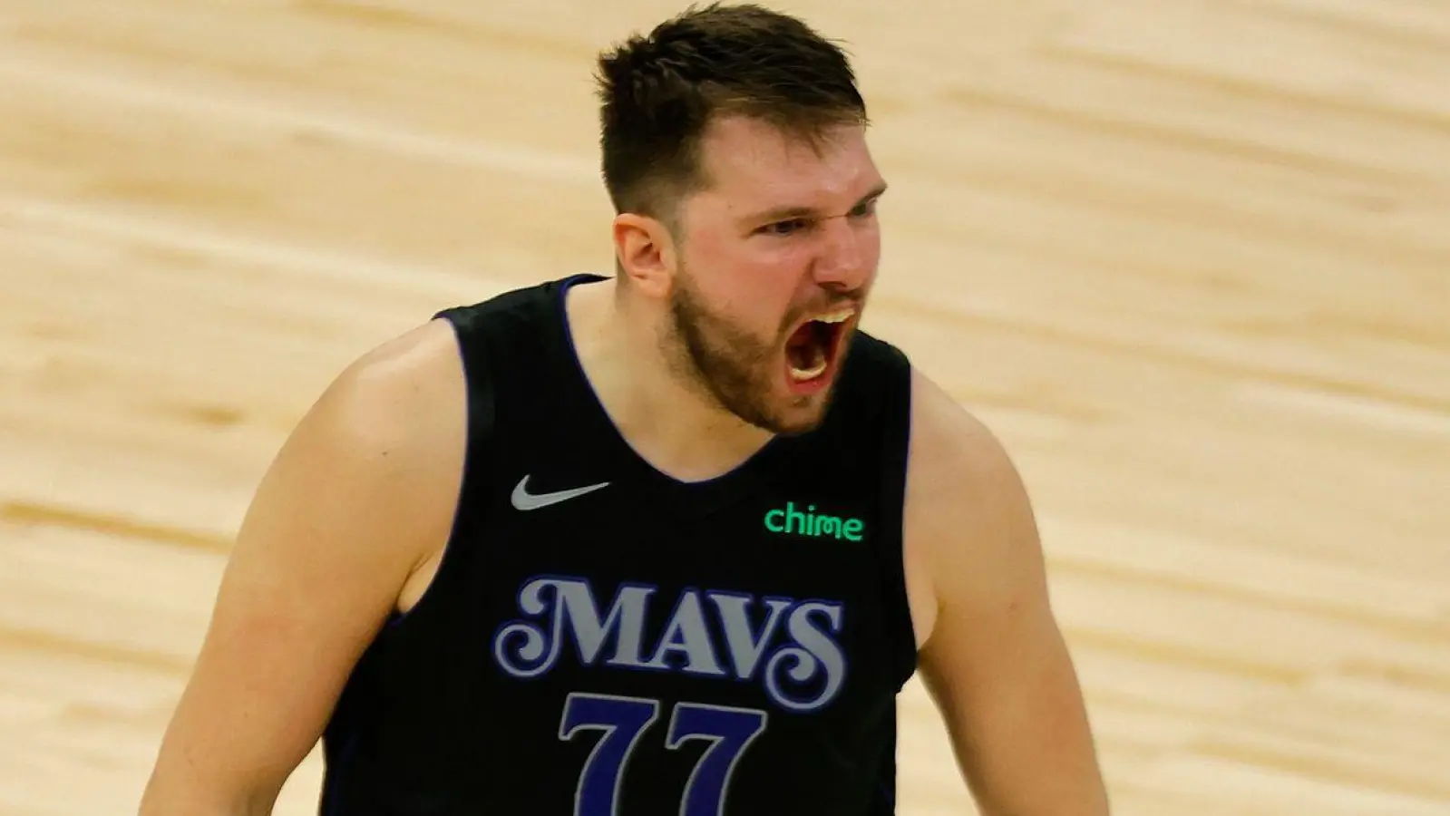 Luka Doncic führte die Dallas Mavericks erneut zum Sieg. (Foto: Bruce Kluckhohn/AP/dpa)