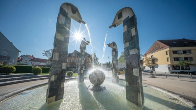 Der Brunnen an der Stadthalle ist ein echter Hingucker. Aber wie kann die Uffenheimer Altstadt noch attraktiver werden? Bürgerinnen und Bürger haben bald wieder die Möglichkeit, Projekte vorzuschlagen. (Foto: Mirko Fryska)