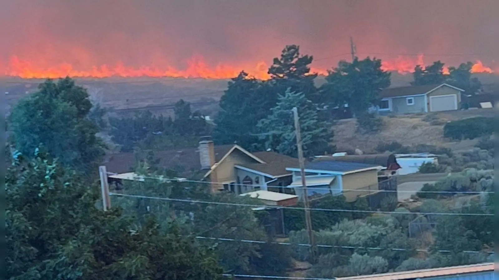 Brände breiten sich in Nevada aus. (Foto: Cari Kieffer/Cari Kieffer via AP/dpa)