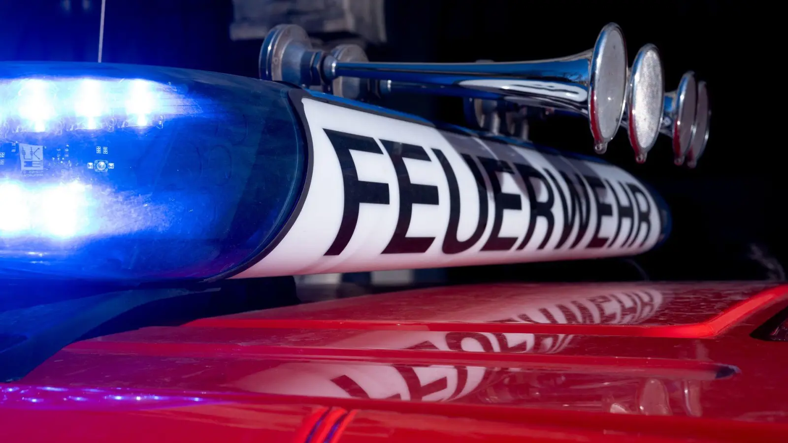 Die Bewohner konnten sich selbst ins Freie retten. (Symbolbild) (Foto: Niklas Treppner/dpa)