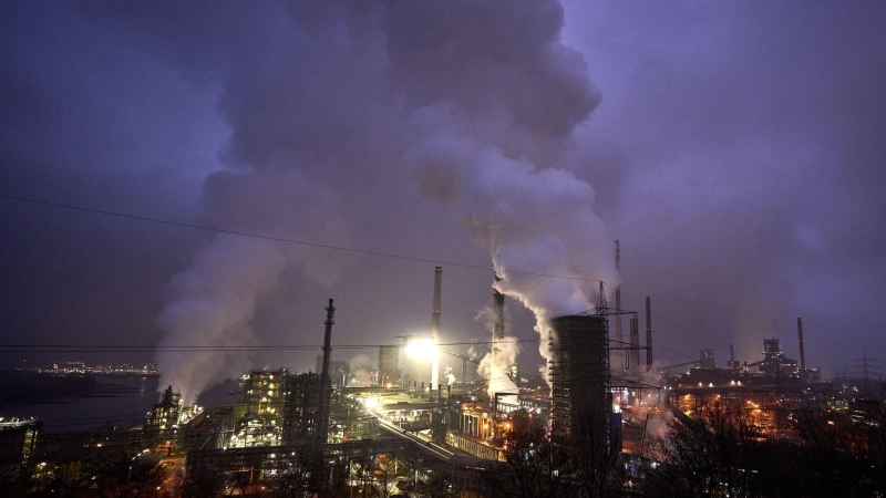 Die deutsche Wirtschaft bekommt die Folgen des Iran-Kriegs zu spüren. (Symbolbild) (Foto: Bernd Thissen/dpa)