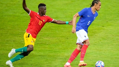 Freiburgs Kiliann Sildillia hat beim olympischen Fußball-Turnier für Frankreich getroffen. (Foto: Julio Cortez/AP/dpa)