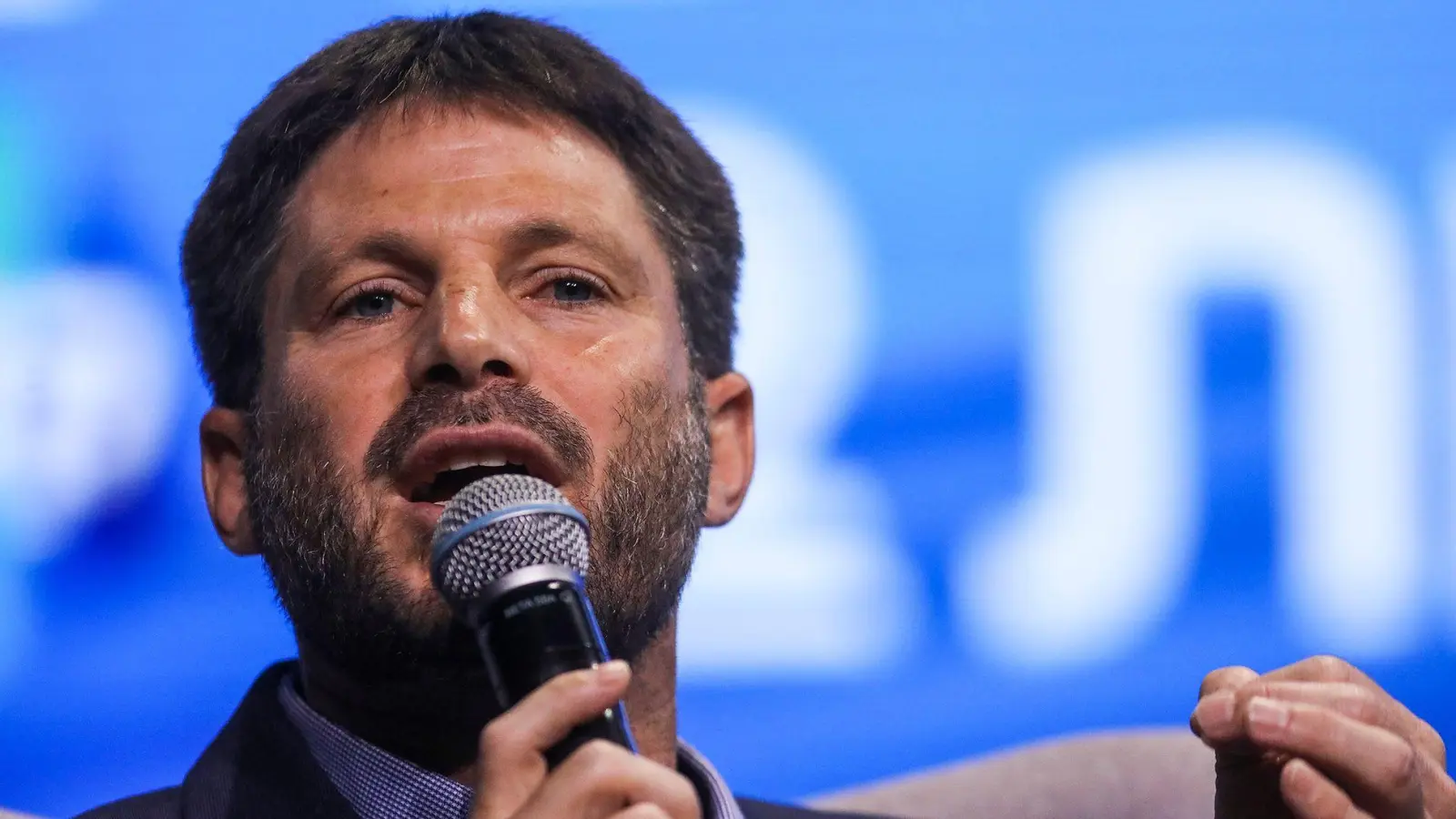 Israels rechtsextremer Finanzminister Smotrich setzt sich für eine israelische Wiederbesiedlung des Gazastreifens nach dem Krieg ein. (Archivbild) (Foto: Ilia Yefimovich/dpa)