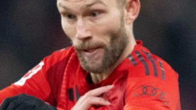 Der FC Bayern um Konrad Laimer (M) spielt am 6. Januar in Salzburg. (Archivbild) (Foto: Sven Hoppe/dpa)