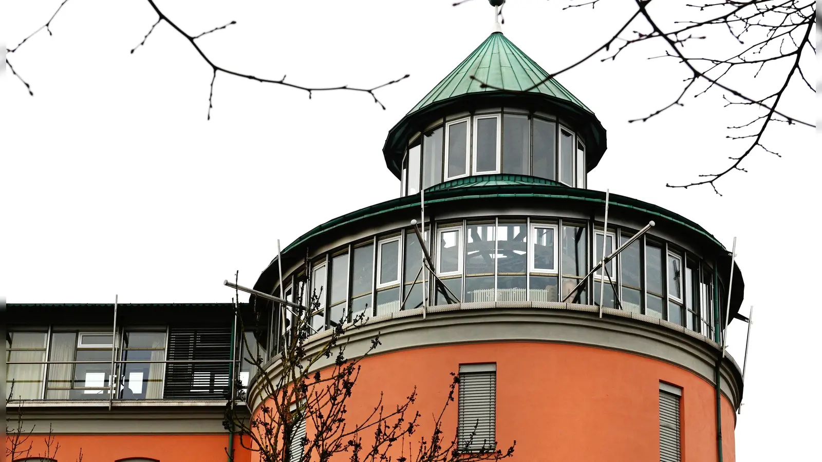 Der Amoklauf am Carolinum in Ansbach schockte 2009 die Republik. Der Täter von damals kehrte am Samstag nicht mehr in seine behandelnde psychiatrische Klinik zurück. (Archivbild: Jim Albright)