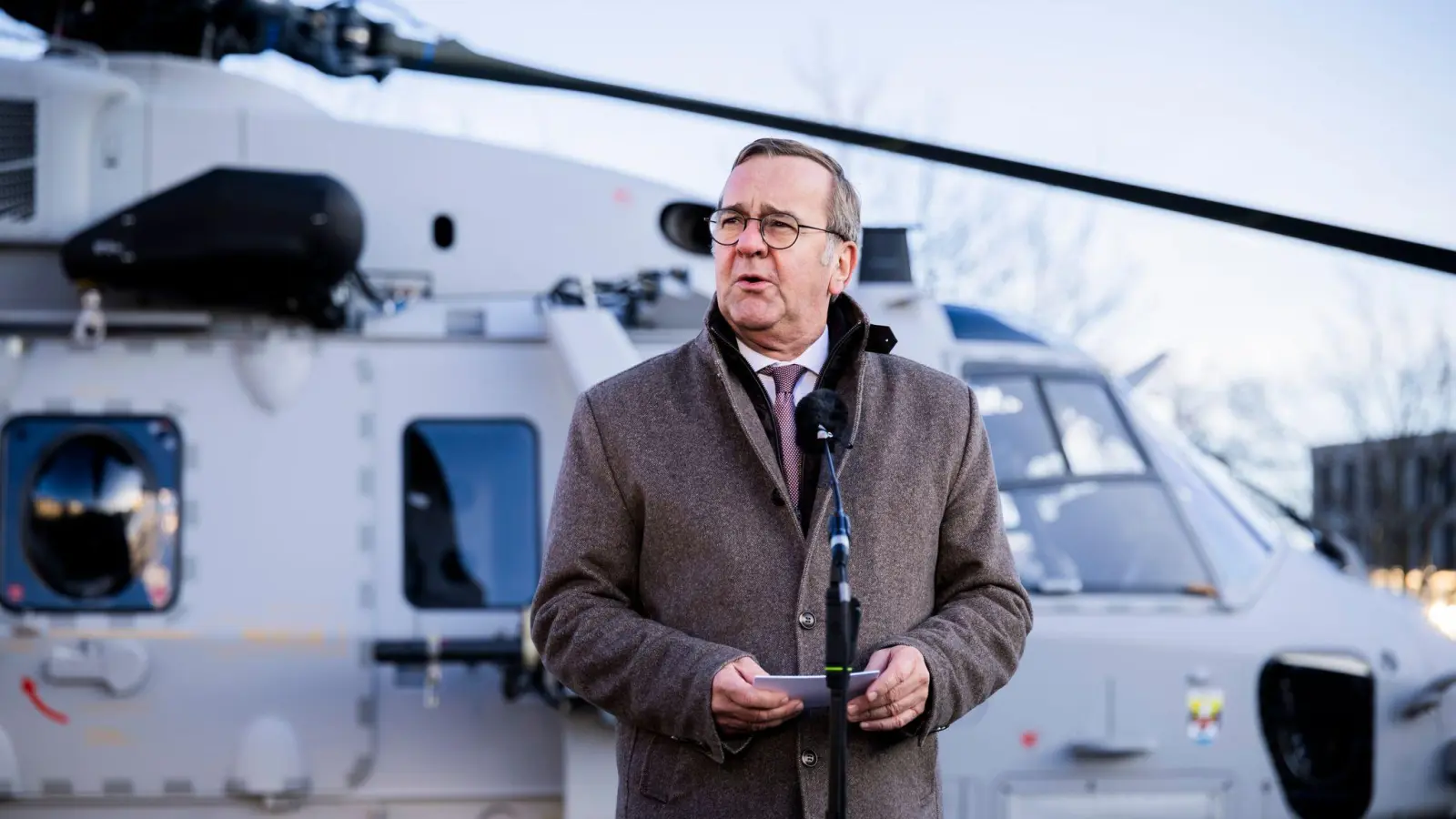 Verteidigungsminister Pistorius sieht noch viele offene Fragen.  (Foto: Christoph Soeder/dpa)