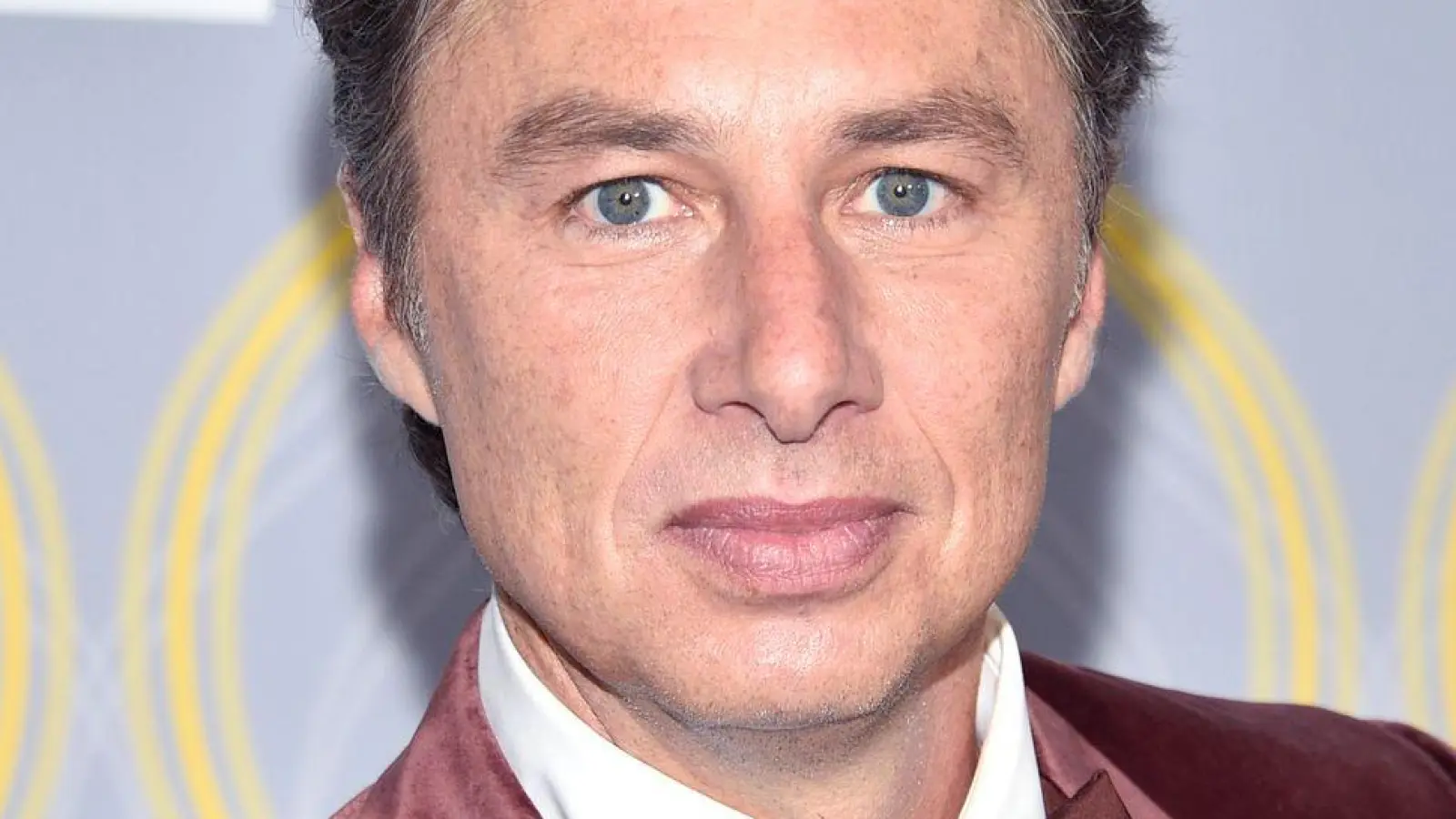Schauspieler und Drehbuchautor Zach Braff bringt „Scrubs“ zurück. (Archivfoto) (Foto: Evan Agostini/AP/dpa)