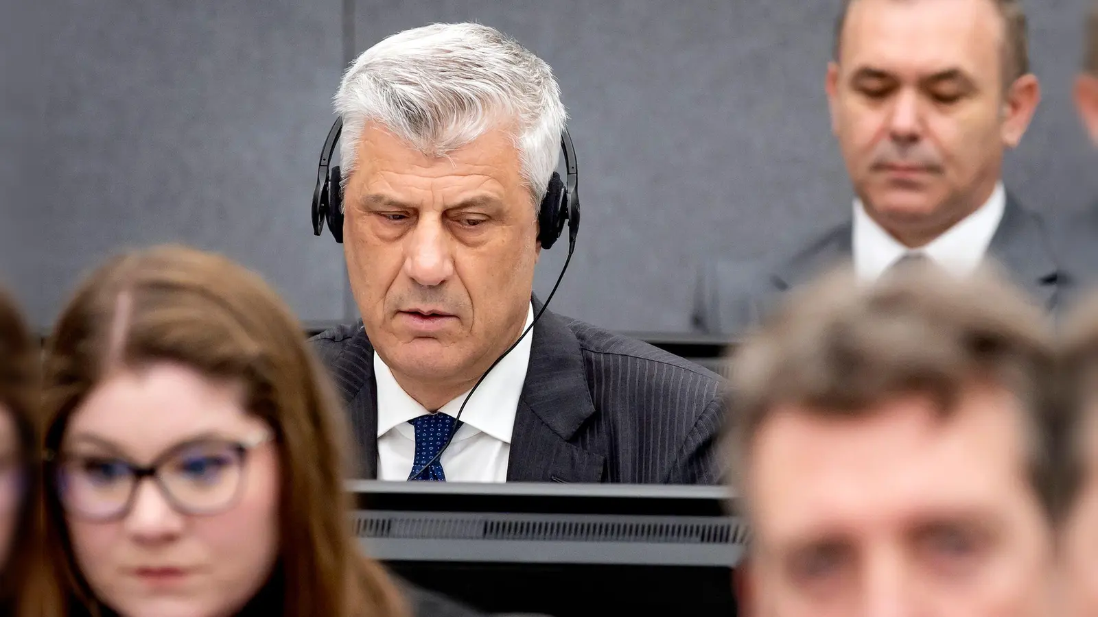 Hashim Thaci wurde zu einer langen Haftstrafe verurteilt. (Archivbild) (Foto: Koen van Weel/Pool ANP/AP/dpa)