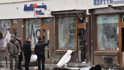 Die Explosionen ereigneten sich kurz nach Mitternacht. (Foto: Mykola Tys/AP/dpa)