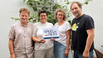 Stellen neuen Weihnachtsmärchen vor (von links): Thomas Koch, Katja Schumann, Ulrike Koch und Thorsten Siebenhaar (Foto: Julia Kolski)