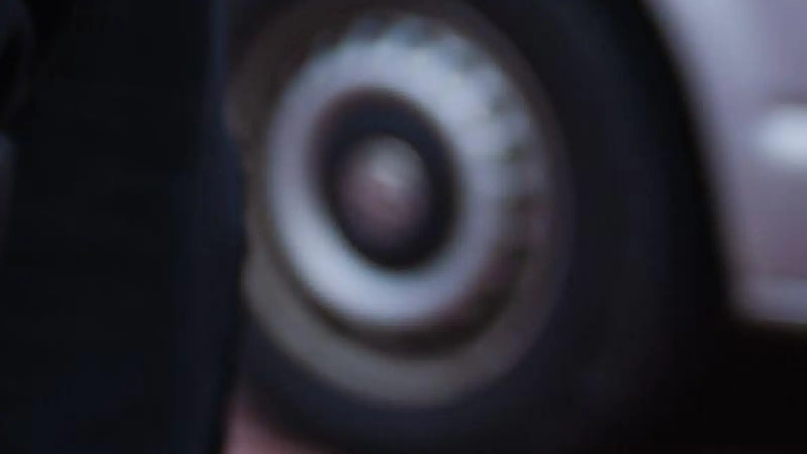 Beim länderübergreifenden Sicherheitstag will die oberfränkische Polizei verstärkt in der Öffentlichkeit Präsenz zeigen, Kontrollen durchführen und mit den Bürgern ins Gespräch kommen. (Symbolbild) (Foto: Nicolas Armer/dpa)