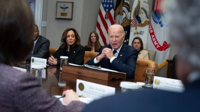 US-Präsident Joe Biden teilte mit, dass wegen der verheerenden Brände in Kalifornien bislang 360.000 Menschen in Sicherheit gebracht wurden. (Foto: Ben Curtis/AP/dpa)