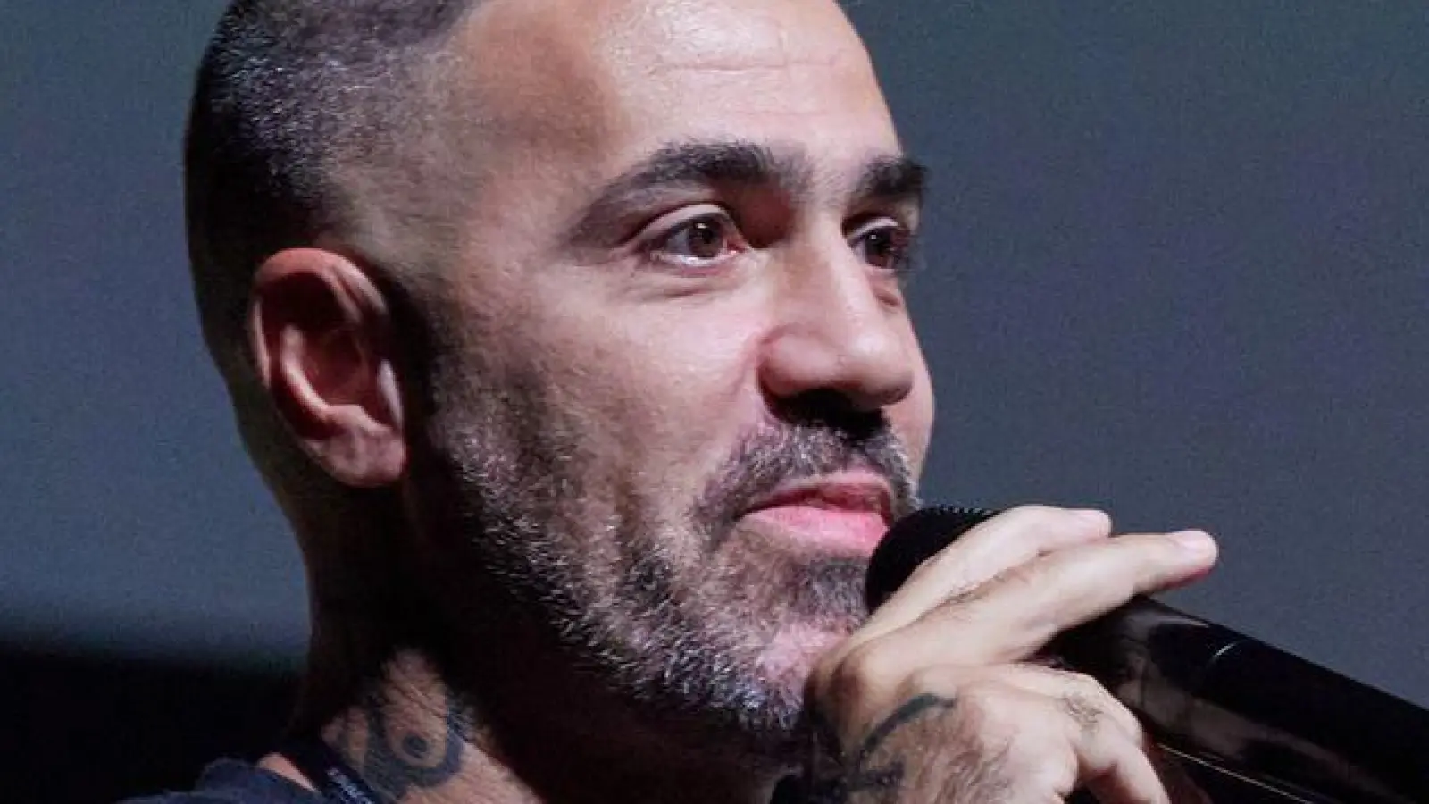 Rapper Bushido steht seit mehr als zwei Jahrzehnten auf der Bühne. (Archivbild)   (Foto: Joerg Carstensen/dpa)