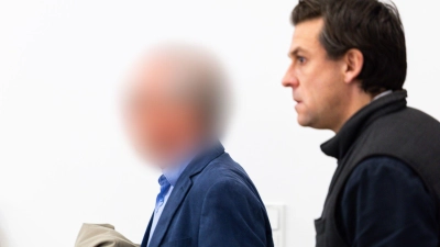 Im Prozess um Kindesmissbrauch fordert die Staatsanwaltschaft Haft für den ehemaligen Bundestagsabgeordneten Hartmut Ebbing. (Archivbild)   (Foto: Michael Matthey/dpa)