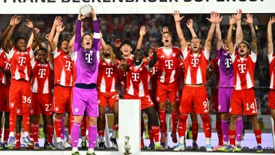 Starten die Bayern wie im vergangenen Jahr nach dem Supercup-Gewinn gegen den VfB Stuttgart wieder mit einem Titel in die Saison. (Archivbild) (Foto: Tom Weller/dpa)