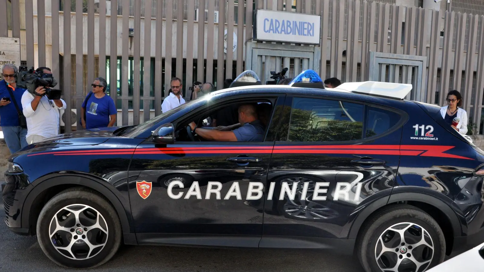 Die Carabinieri ermitteln. (Symbolbild) (Foto: Alessandro Fucarini/IPA via ZUMA Press/dpa)