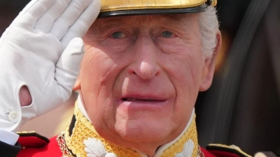 Als erster Monarch legte König Charles III. (77) seine persönlichen Steuerzahlungen offen. (Archivbild) (Foto: Kirsty Wigglesworth/AP/dpa)