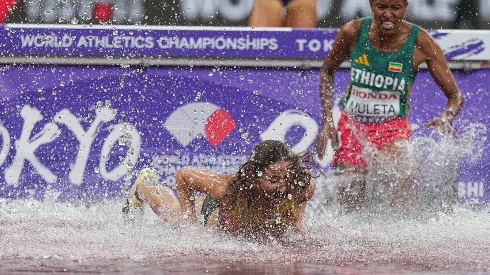 Stürzte und kämpfte sich auf Platz 7: Gesa Krause. (Foto: Michael Kappeler/dpa)