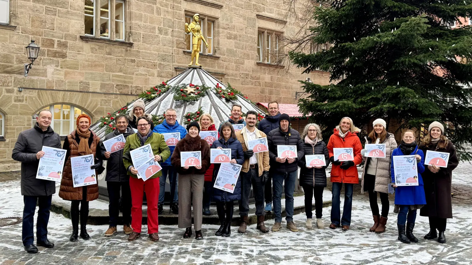 Jede Menge Zahlen: Viele Akteurinnen und Akteure blickten auf die Kalender-Aktion ab dem 1. Dezember. (Foto: Oliver Herbst)