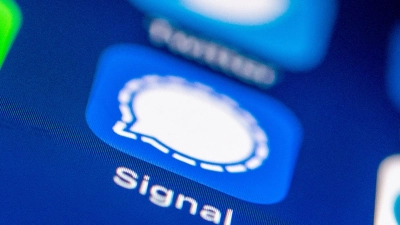 Die Angreifer versuchen bei der laufenden Phishing-Kampagne Nutzerkonten zu übernehmen, um Informationen abzusaugen - auch aus Chatgruppen. (Symbolbild) (Foto: Zacharie Scheurer/dpa-tmn/dpa)