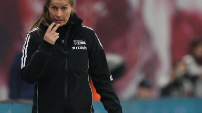 Marie-Louise Eta wartet weiter auf die ersten Punkte als Cheftrainerin des 1. FC Union Berlin. (Foto: Jan Woitas/dpa)