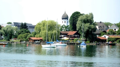 In Bayerns kleinster Gemeinde Chiemsee war der Amtsinhaber der einzige Kandidat. (Archivbild)  (Foto: picture alliance / Angelika Warmuth/dpa)
