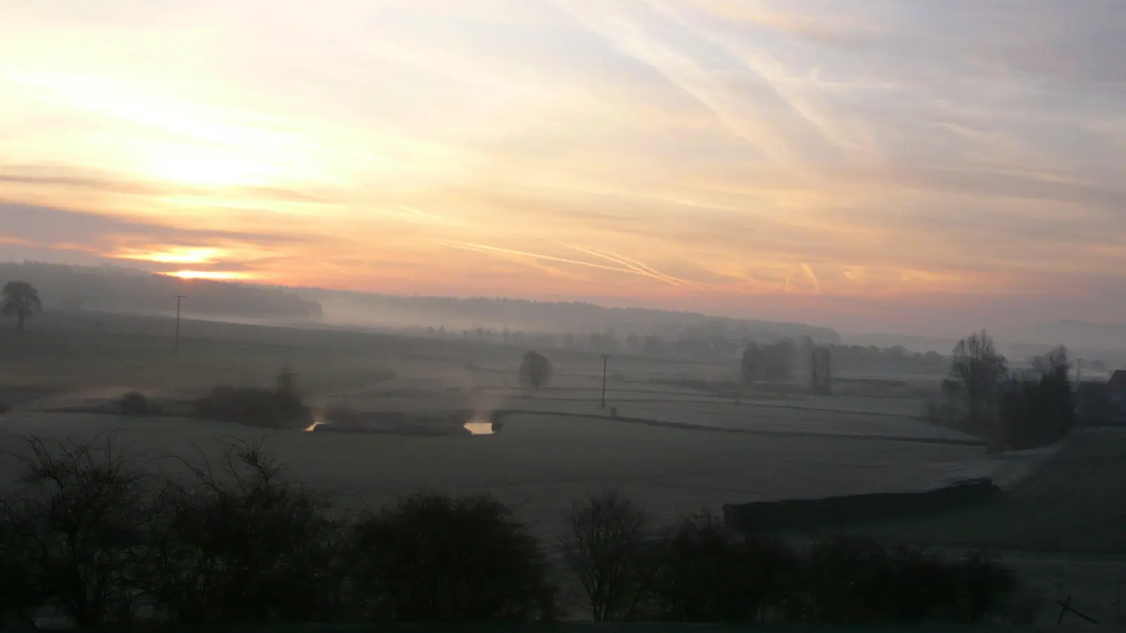 Sonnenaufgang über dem Sulzachtal - gesehen bei Sulzach. (Foto: Manfred Dietz)