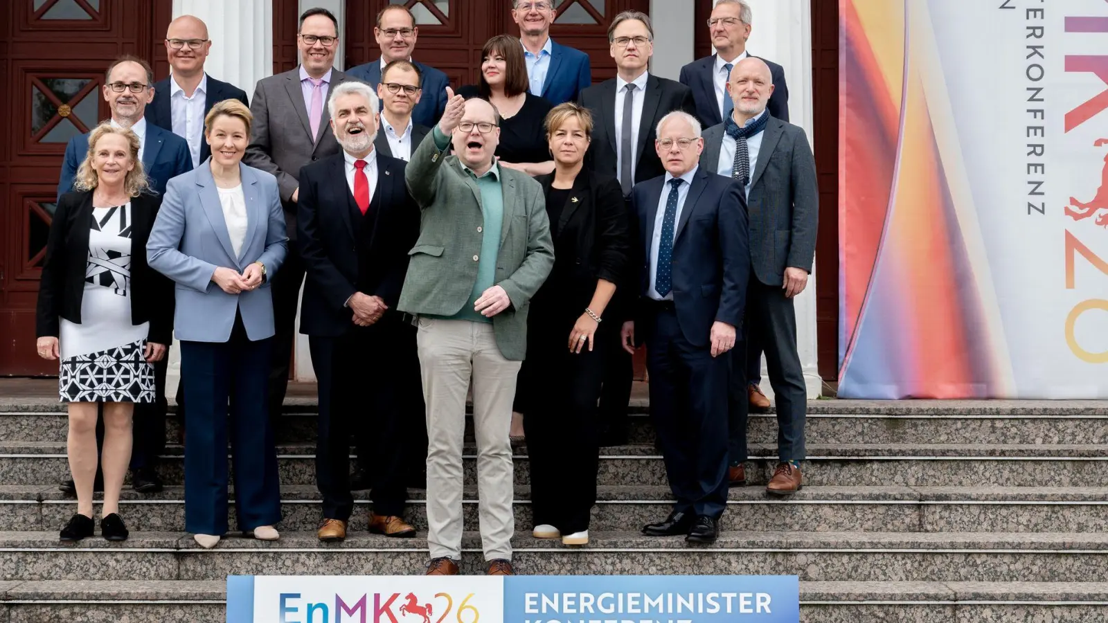 Die Energieminister der Länder senden geschlossen ein Signal nach Berlin: Sie sind für eine konsequente Umsetzung der Energiewende.  (Foto: Hauke-Christian Dittrich/dpa)