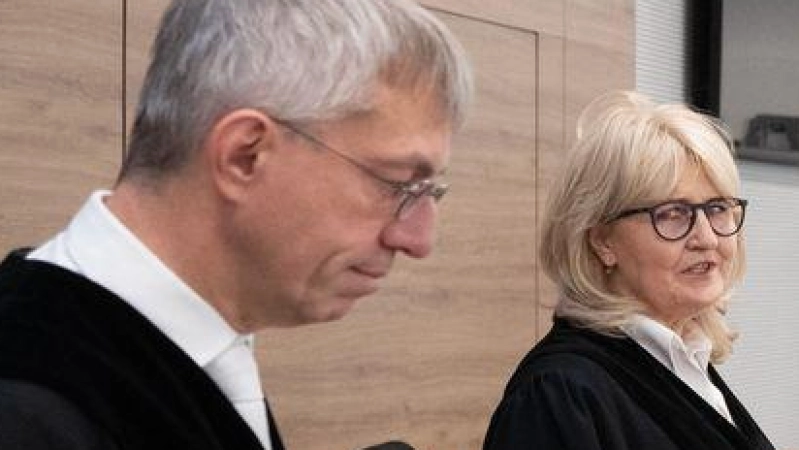 Emotionale Szenen im Prozess gegen mutmaßliche NSU-Unterstützerin. (Foto: Sebastian Kahnert/dpa POOL/dpa)