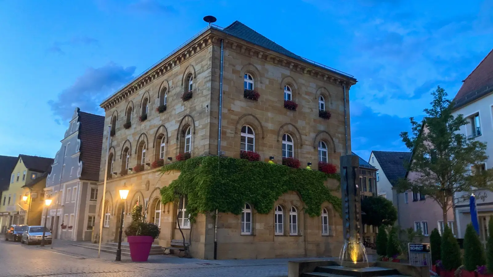 Was die Arbeit im Wassertrüdinger Rathaus angeht, so geraten Mitglieder des Stadtrates und Verwaltung des Öfteren aneinander. Mit einem Fall beschäftigte sich sogar die Staatsanwaltschaft. (Foto: Martina Haas)