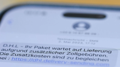 Auch jüngere Onliner fallen vergleichsweise leicht auf Betrugsmaschen im Netz herein. (Archivbild) (Foto: Wolf von Dewitz/dpa)