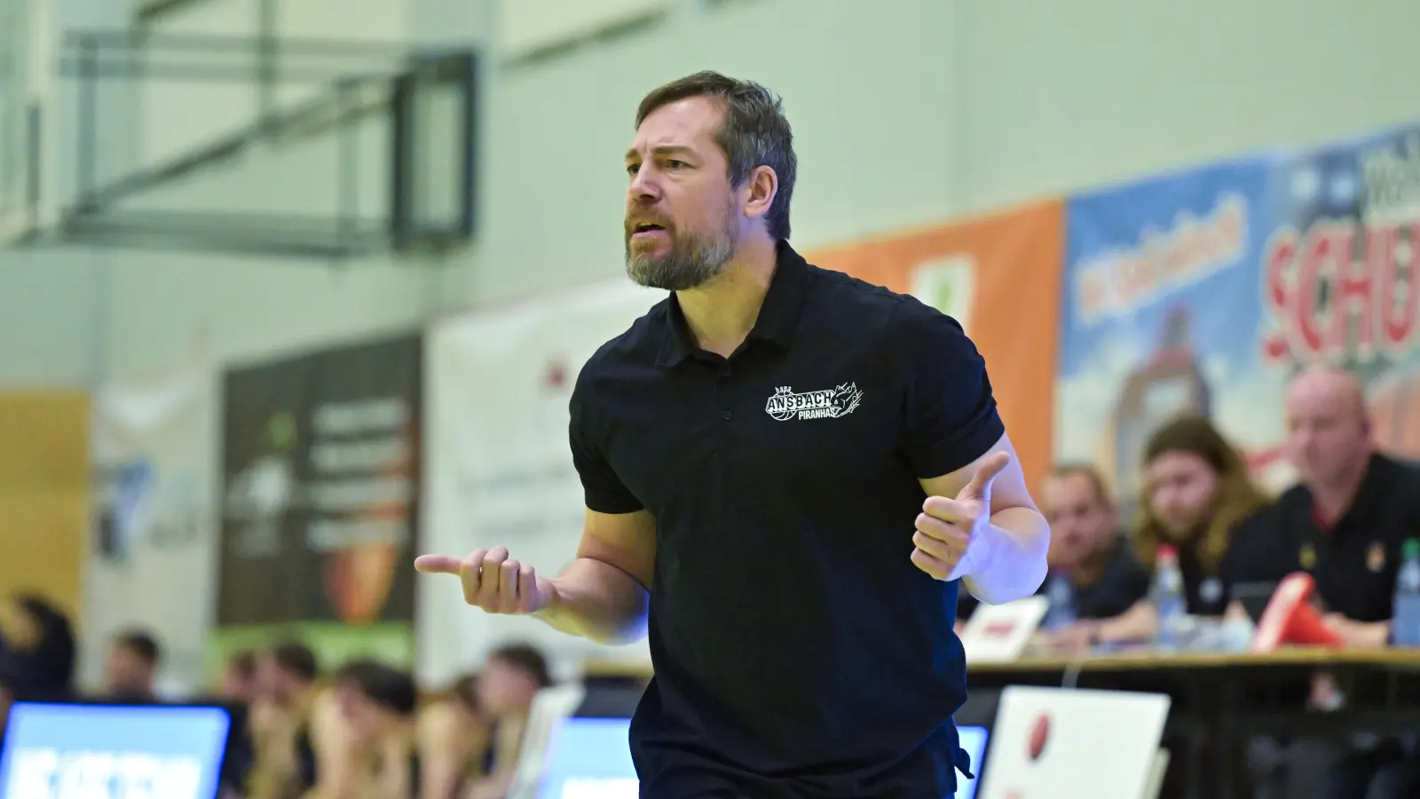 Trainer Nico Probst wird zusammen mit Abteilungsleiter Jürgen Schlecht schon bald die neue Saison in der 1. Regionalliga planen. (Foto: Martin Rügner)