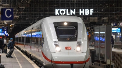 Die Deutsche Bahn war im April besonders unpünktlich unterwegs. (Archivbild) (Foto: Thomas Banneyer/dpa)