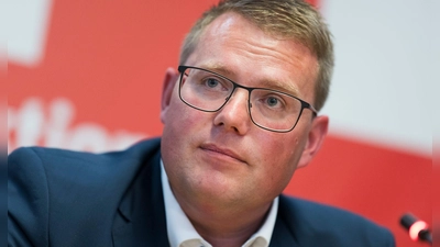 Klausur auf Rädern: Vier Tage ist Holger Grießhammer mit seiner SPD-Fraktion durch Bayern gereist. (Archivbild) (Foto: Peter Kneffel/dpa)