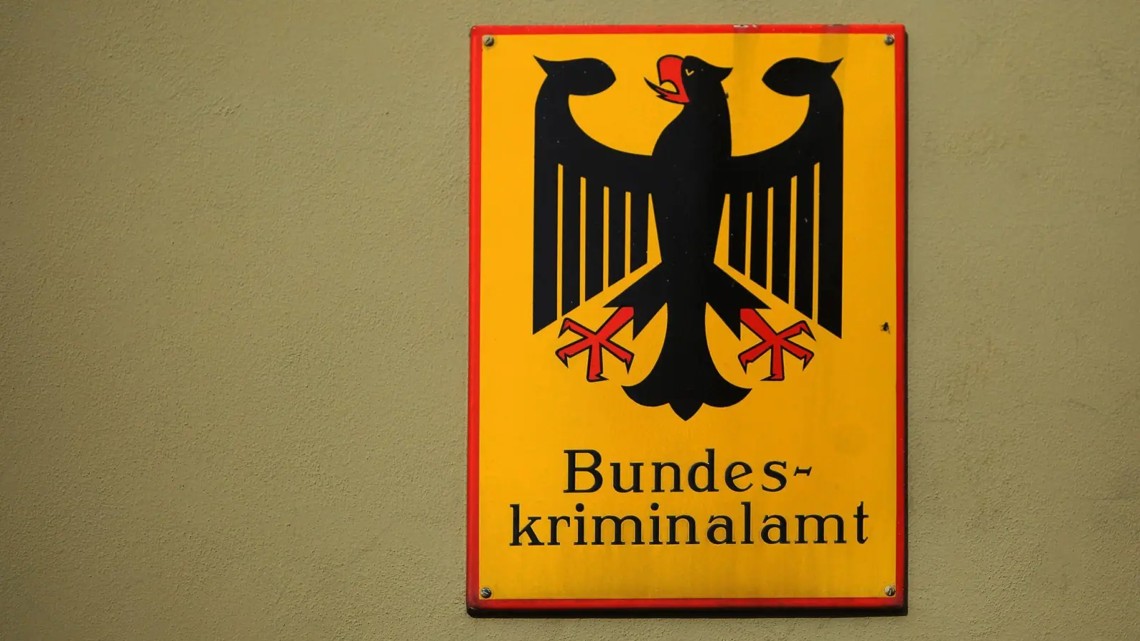 Wirtschaftskriminalität nimmt laut BKA zu. (Foto: Fredrik von Erichsen/dpa)