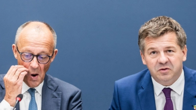 Das Wahldebakel in Sachsen-Anhalt fällt auch auf den Kanzler zurück.  (Foto: Michael Kappeler/dpa)