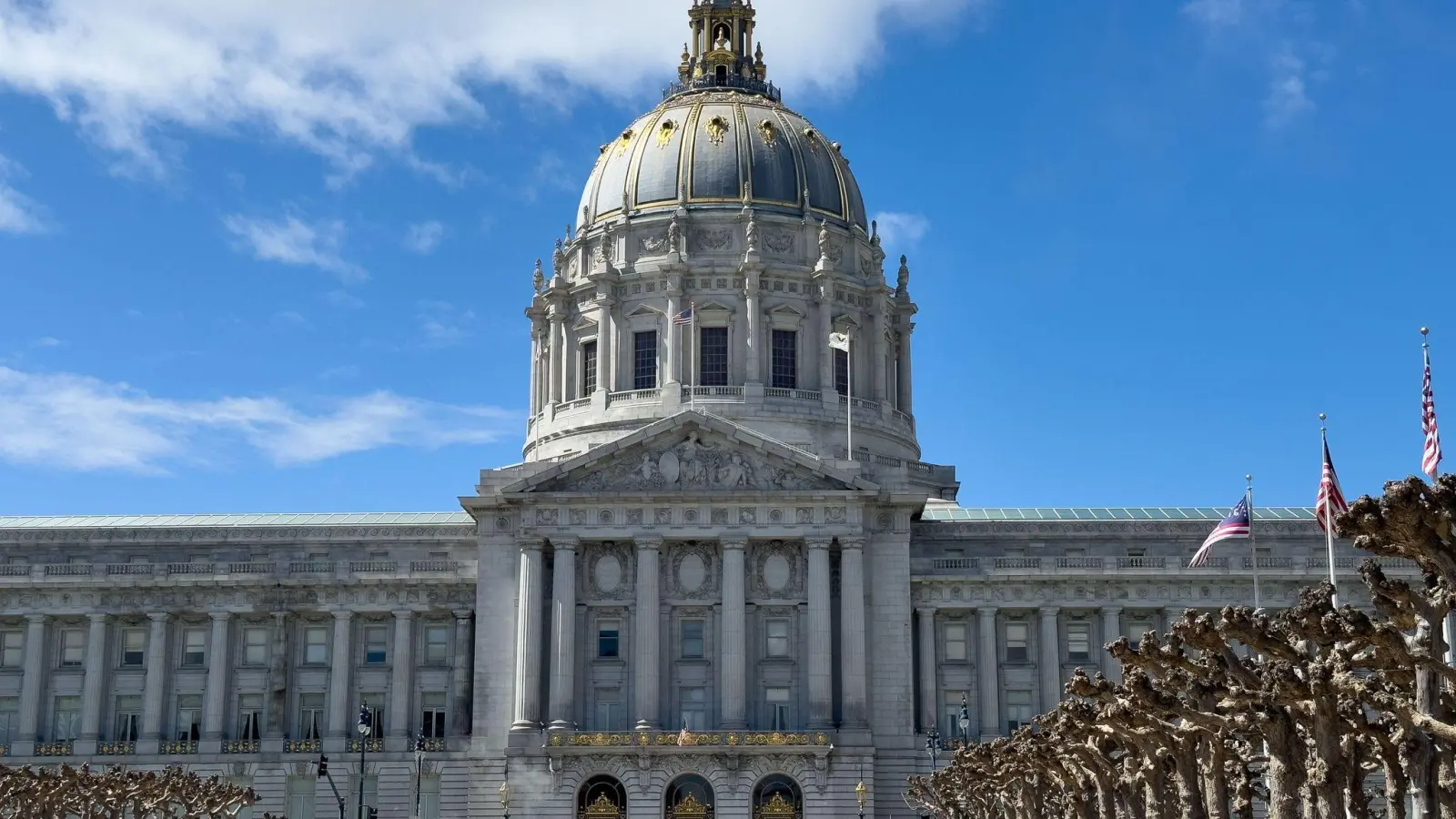 San Francisco will ein Verbot „irreführender“ Vermarktung und finanzielle Wiedergutmachung. (Archivbild) (Foto: Andrej Sokolow/dpa)
