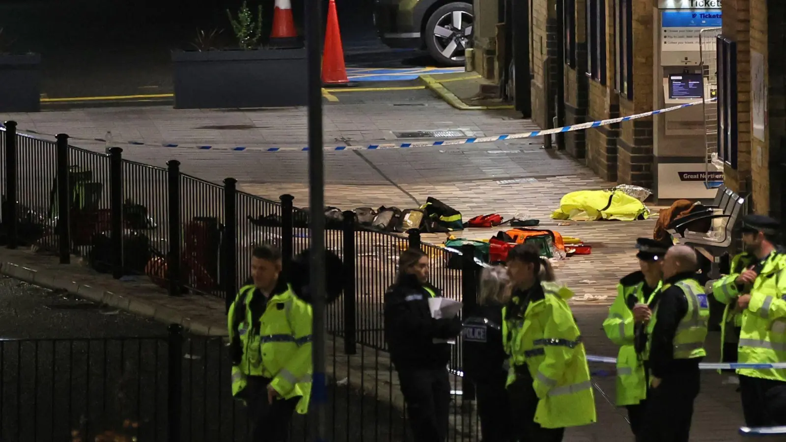 Die Attacke ereignete sich in einem Zug nahe der Stadt Huntingdon. (Foto: Chris Radburn/PA Wire/dpa)