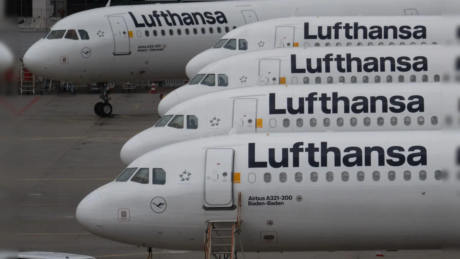 Bei der Lufthansa sind Streiks beim Bodenpersonal mit einer Tarifeinigung vom Tisch. (Archivbild) (Foto: Boris Roessler/dpa)